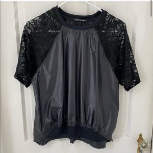 Super cute top with fun vibes!